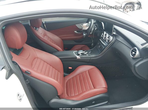 WDDWJ4JBXHF335893 2017 MERCEDES-BENZ C-CLASS White Widok wnętrza z przodu