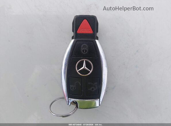 WDDWJ4JBXHF335893 2017 MERCEDES-BENZ C-CLASS White Widok deski rozdzielczej