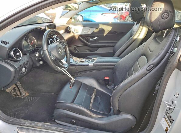WDDWJ4KB2HF333053 2017 MERCEDES-BENZ C Silver Widok wnętrza z przodu