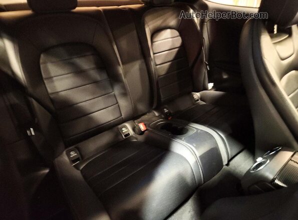 WDDWJ4KB4HF362408 2017 MERCEDES-BENZ C Black Widok tylnych siedzeń