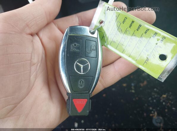 WDDWJ4KB4HF479521 2017 MERCEDES-BENZ C-CLASS Black Widok deski rozdzielczej