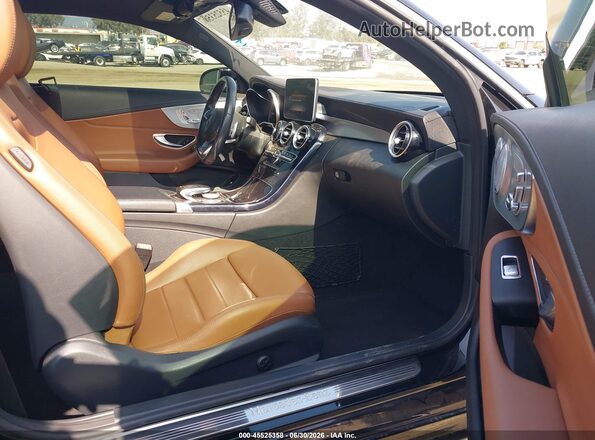 WDDWJ4KB6HF401645 2017 MERCEDES-BENZ C-CLASS Black Вид салону спереду