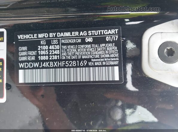 WDDWJ4KBXHF528169 2017 MERCEDES-BENZ C-CLASS Black Вид підкапотного простору