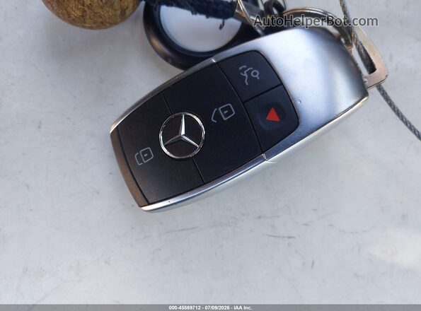 WDDWJ6EB4LF970090 2020 MERCEDES-BENZ AMG C 43 Серый Вид панели приборов