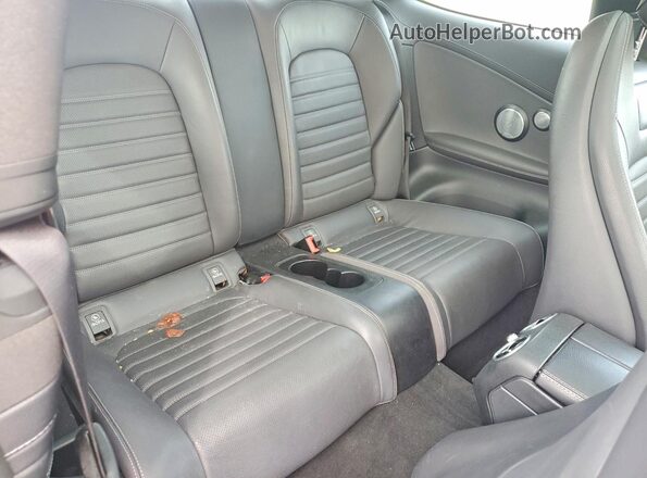 WDDWJ6EBXLF962494 2020 MERCEDES-BENZ C Black Vista de los asientos traseros