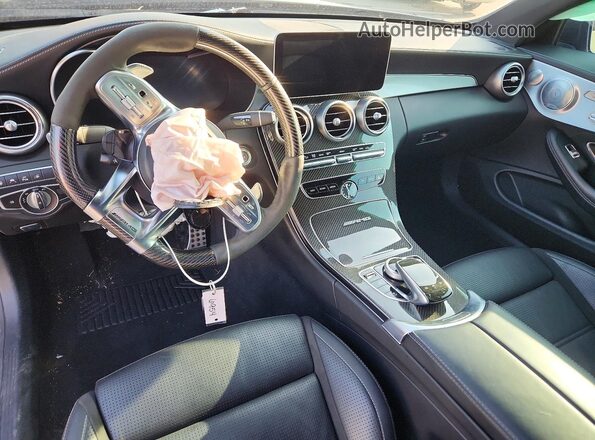 WDDWJ8HB0KF879744 2019 MERCEDES-BENZ C Серебряный Вид панели приборов