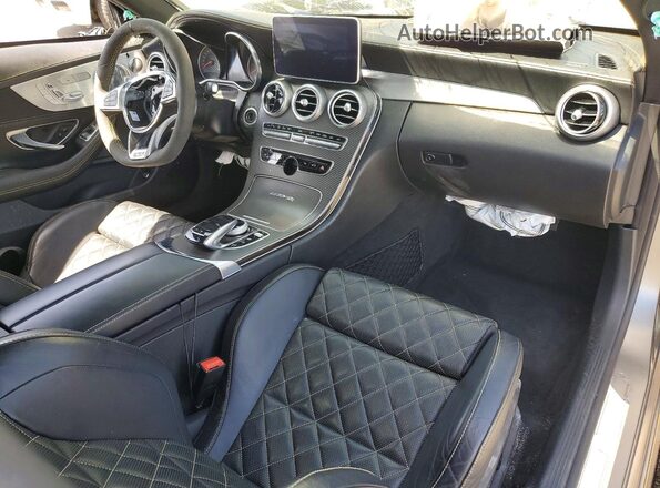 WDDWJ8HB9HF428675 2017 MERCEDES-BENZ C Gray Առջևի վահանակի տեսք