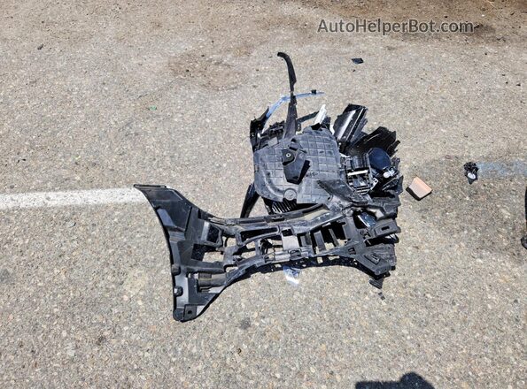 WDDWK4JB0JF669157 2018 MERCEDES-BENZ C White Engine compartment view