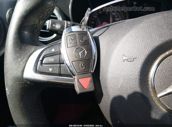 WDDWK4KB6JF665631 2018 MERCEDES-BENZ C-CLASS Черный Вид панели приборов