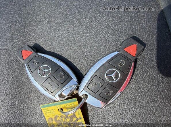 WDDWK4KB7HF506529 2017 MERCEDES-BENZ C-CLASS White Vista del salpicadero