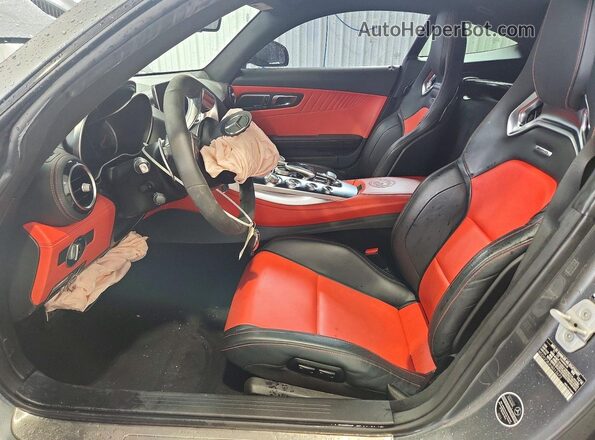 WDDYJ7JA3HA012672 2017 MERCEDES-BENZ AMG Gray წინა სალონის ხედი