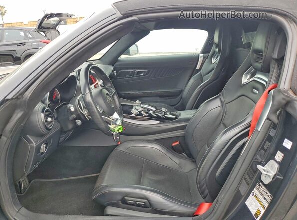 WDDYK8AA3JA015385 2018 MERCEDES-BENZ AMG Black წინა სალონის ხედი