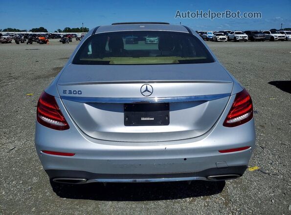 WDDZF4JB0HA034934 2017 MERCEDES-BENZ E Серебряный Вид сзади