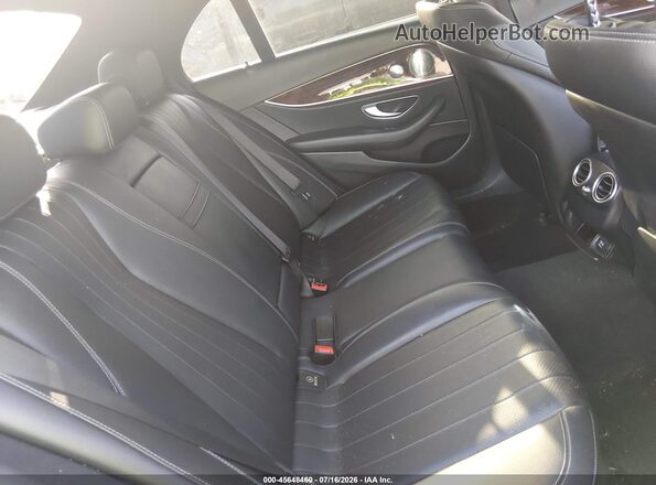 WDDZF4JB0HA117733 2017 MERCEDES-BENZ E-CLASS Gray Widok naklejki z numerem VIN