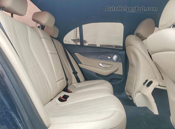 WDDZF4JB0HA261265 2017 MERCEDES-BENZ E Blue Vista de los asientos traseros