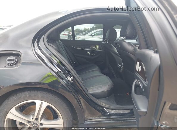 WDDZF4JB0KA509960 2019 MERCEDES-BENZ E-CLASS Черный Вид наклейки с VIN-кодом