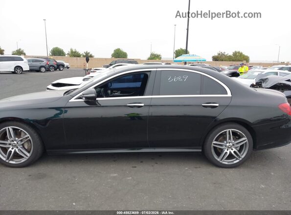 WDDZF4JB0KA601957 2019 MERCEDES-BENZ E-CLASS Black 360 interior view