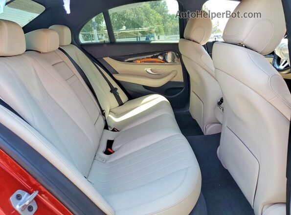 WDDZF4JB0KA643027 2019 MERCEDES-BENZ E Red Вид задніх сидінь