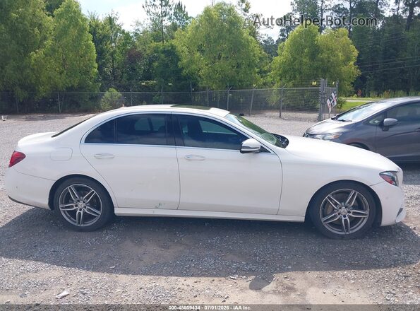 WDDZF4JB1JA335430 2018 MERCEDES-BENZ E-CLASS Белый Вид задней части салона