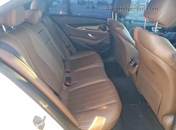 WDDZF4JB1JA371702 2018 MERCEDES-BENZ E White უკანა სავარძლების ხედი