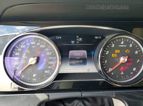 WDDZF4JB1JA428982 2018 MERCEDES-BENZ E White Vista del cuadro de instrumentos