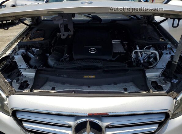 WDDZF4JB1JA446267 2018 MERCEDES-BENZ E Silver Rear interior view
