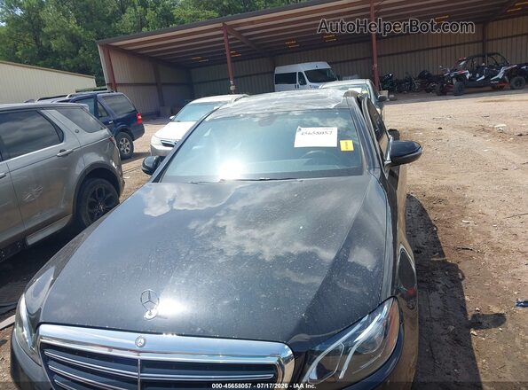WDDZF4JB2HA082029 2017 MERCEDES-BENZ E-CLASS Black Widok z przodu