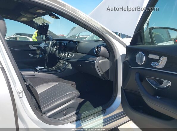 WDDZF4JB2HA234567 2017 MERCEDES-BENZ E-CLASS Silver Front interior view