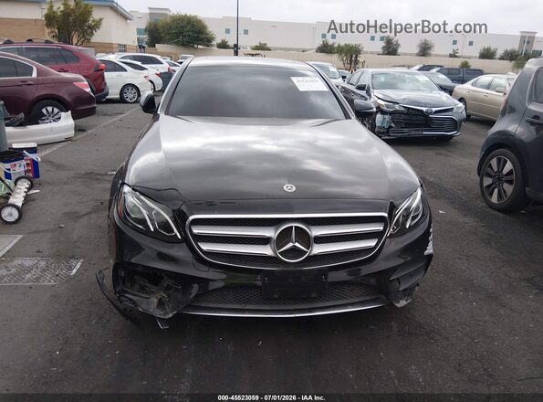 WDDZF4JB2JA457942 2018 MERCEDES-BENZ E-CLASS Черный Вид спереди