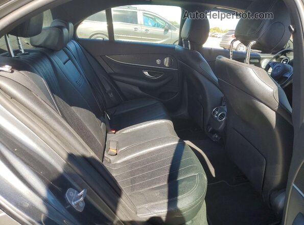 WDDZF4JB3JA387058 2018 MERCEDES-BENZ E Gray Widok tylnych siedzeń