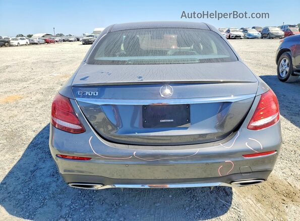 WDDZF4JB3JA387058 2018 MERCEDES-BENZ E Gray Widok z tyłu