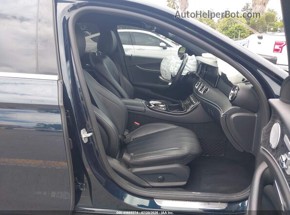 WDDZF4JB4HA008031 2017 MERCEDES-BENZ E-CLASS Blue Front interior view