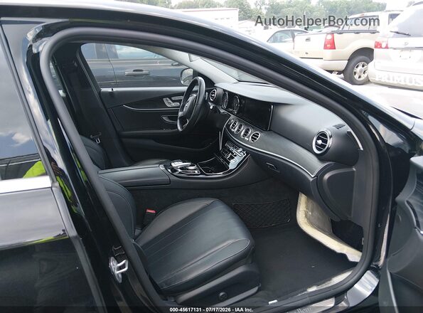 WDDZF4JB4HA085899 2017 MERCEDES-BENZ E-CLASS Black Front interior view