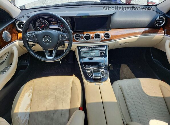 WDDZF4JB5HA074376 2017 MERCEDES-BENZ E White Widok deski rozdzielczej
