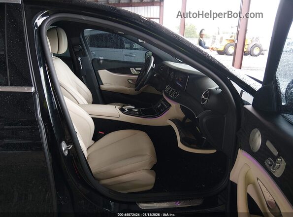 WDDZF4JB5HA212787 2017 MERCEDES-BENZ E-CLASS Black Front interior view