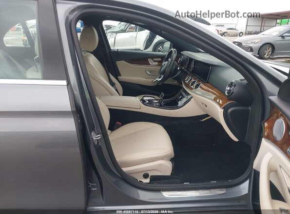 WDDZF4JB5JA309834 2018 MERCEDES-BENZ E-CLASS Gray Front interior view