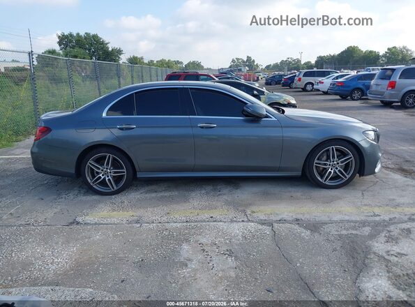 WDDZF4JB5JA328092 2018 MERCEDES-BENZ E-CLASS Gray Vista interior trasera