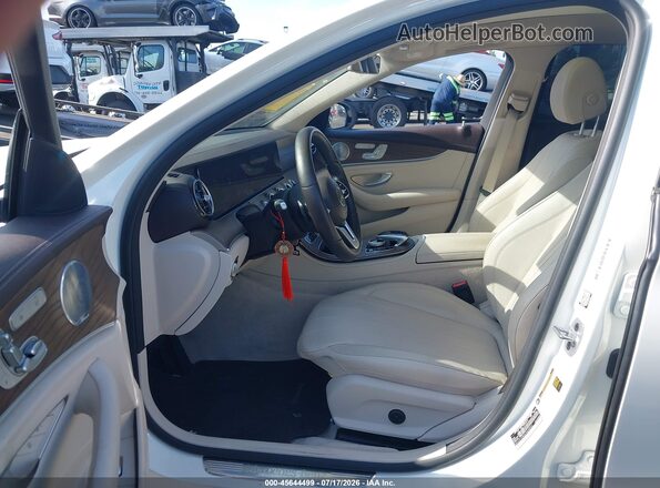 WDDZF4JB5KA608502 2019 MERCEDES-BENZ E-CLASS White Սալոնի դիմացի տեսք