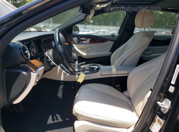 WDDZF4JB6HA009925 2017 MERCEDES-BENZ E Черный Вид салона спереди