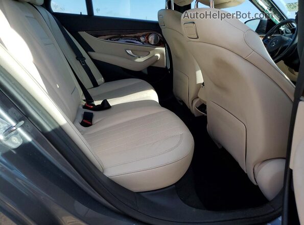 WDDZF4JB6JA302987 2018 MERCEDES-BENZ E Silver Widok tylnych siedzeń