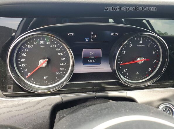 WDDZF4JB6KA586977 2019 MERCEDES-BENZ E Gray Vista del cuadro de instrumentos