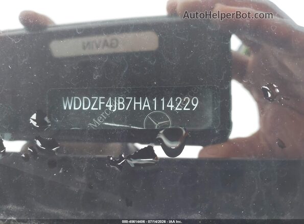 WDDZF4JB7HA114229 2017 MERCEDES-BENZ E-CLASS Black Vista del cuadro de instrumentos