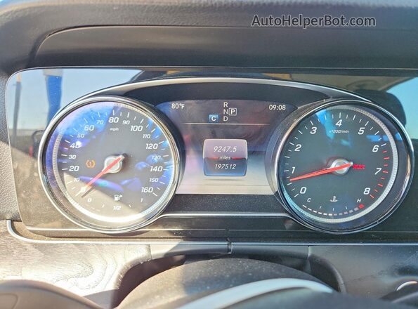 WDDZF4JB7JA301573 2018 MERCEDES-BENZ E Black Vista del cuadro de instrumentos