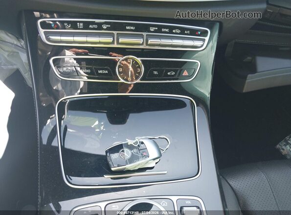WDDZF4JB8HA175573 2017 MERCEDES-BENZ E-CLASS White წინა პანელის ხედი