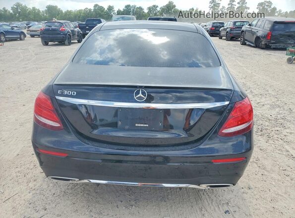 WDDZF4JB8HA183690 2017 MERCEDES-BENZ E Black უკანა ხედი