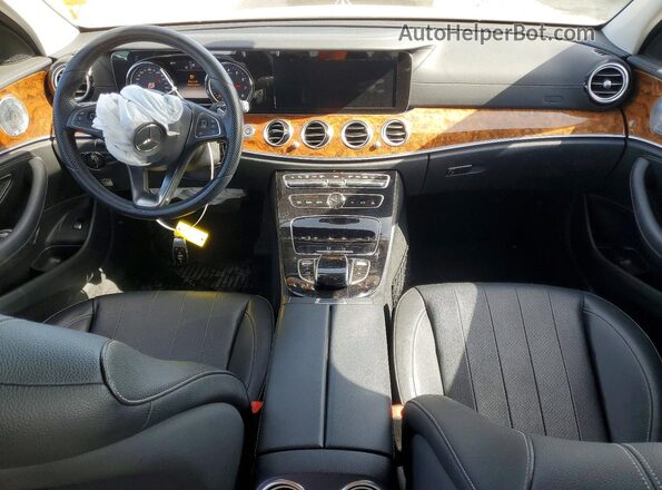WDDZF4JB8HA280839 2017 MERCEDES-BENZ E White Vista del salpicadero