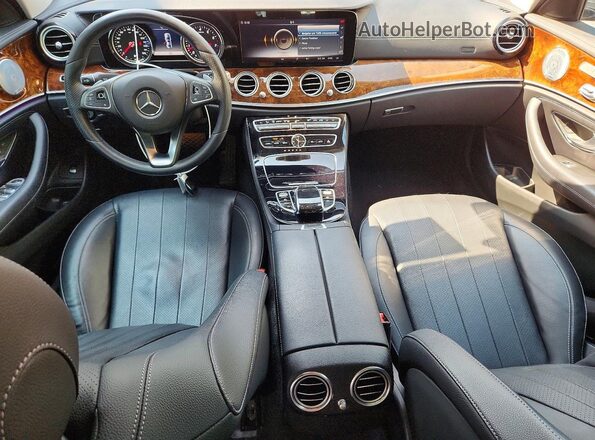 WDDZF4JB8JA423133 2018 MERCEDES-BENZ E Silver Dashboard view
