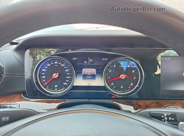 WDDZF4JB8JA423133 2018 MERCEDES-BENZ E Silver Instrument cluster view