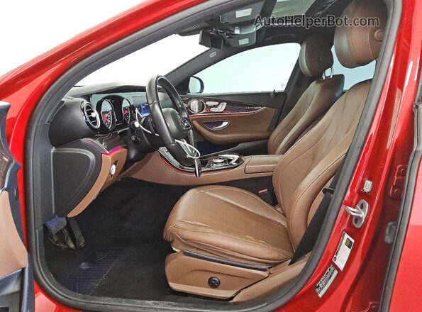 WDDZF4JB8KA559621 2019 MERCEDES-BENZ E Red Widok wnętrza z przodu