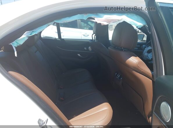 WDDZF4JB9HA220536 2017 MERCEDES-BENZ E-CLASS White Vista de la etiqueta del VIN